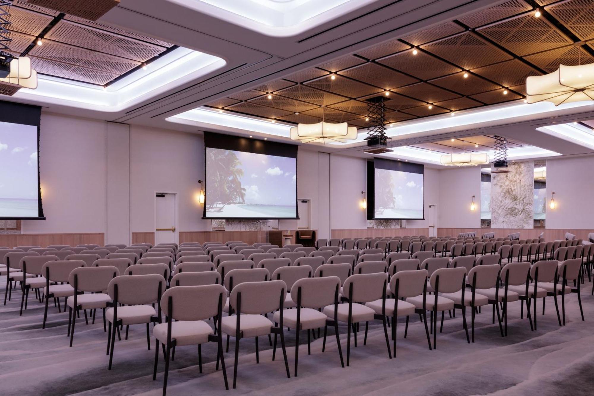 Hotel Indigo Grand Cayman By Ihg West Bay Ngoại thất bức ảnh